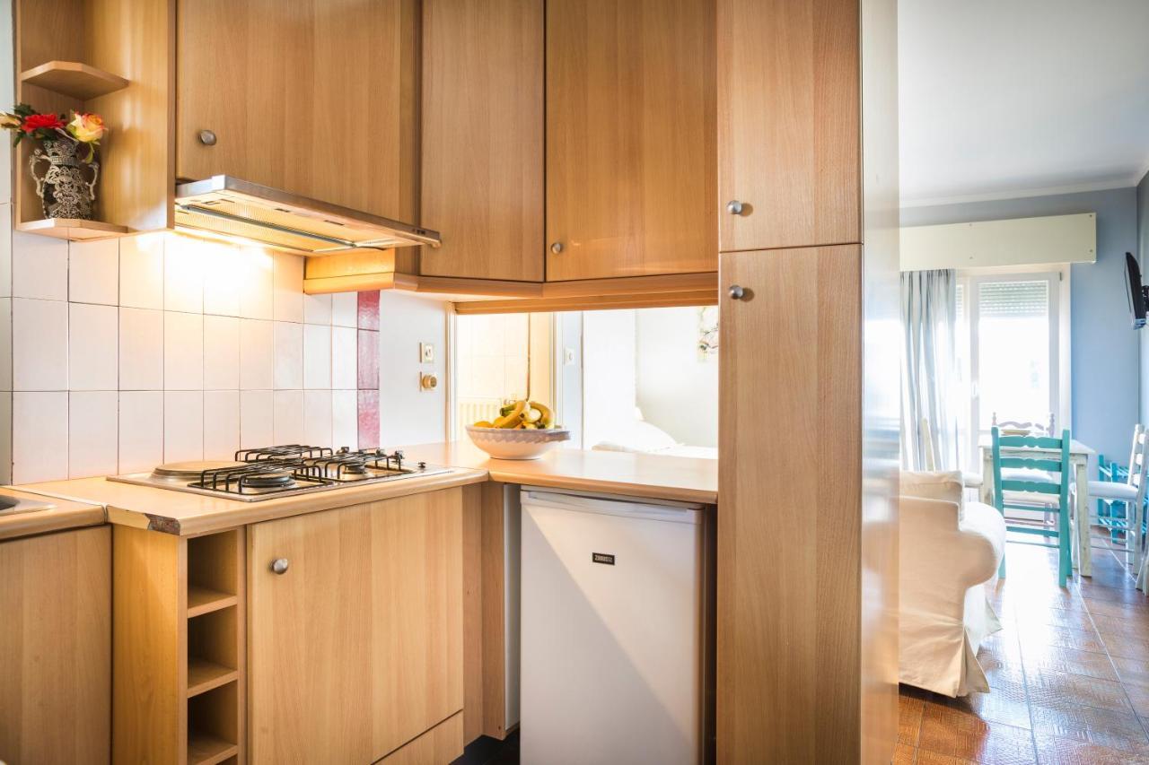 Central Apartment 阿尔戈斯托利翁 外观 照片